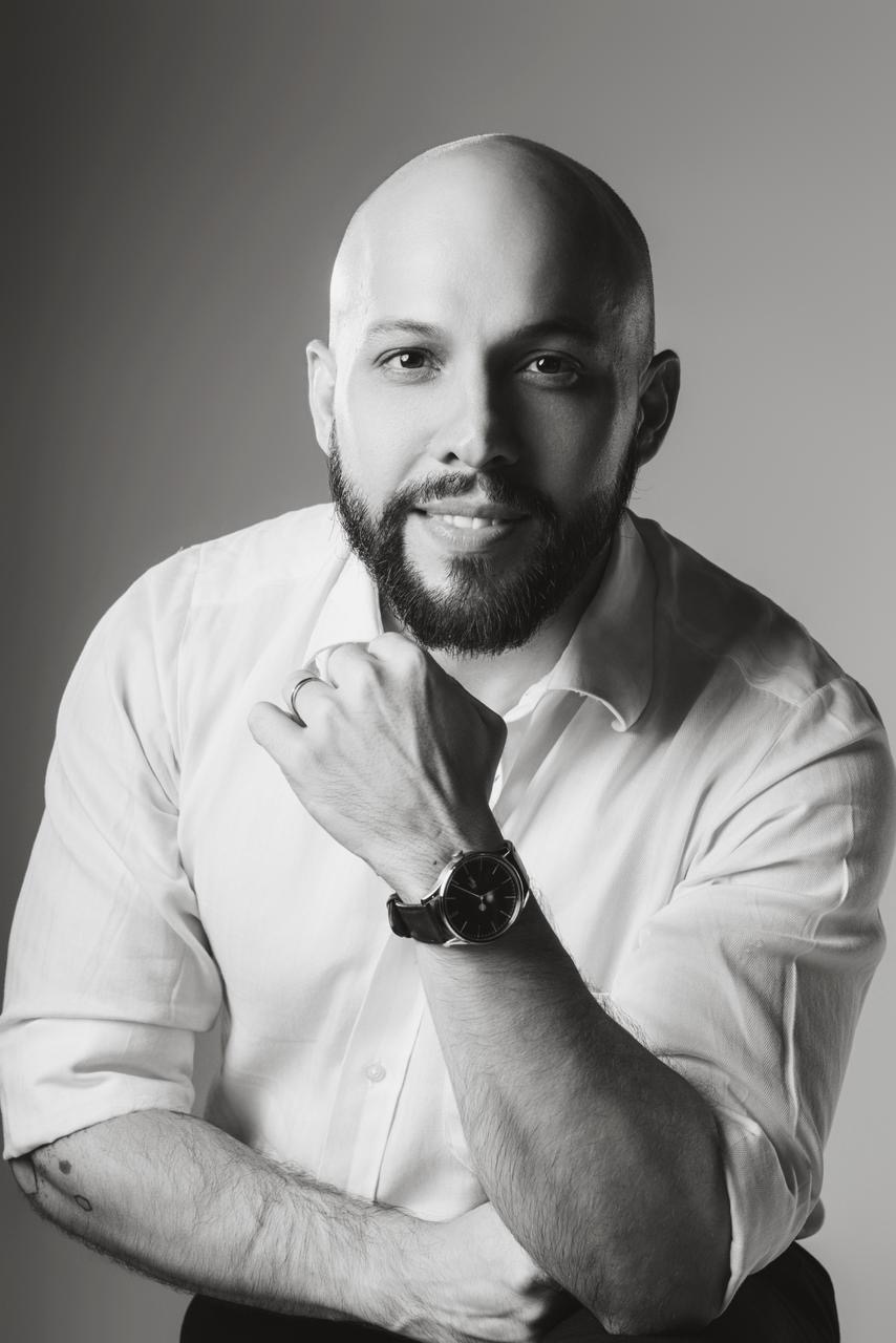Dr. Saulo Menezes - Escritório